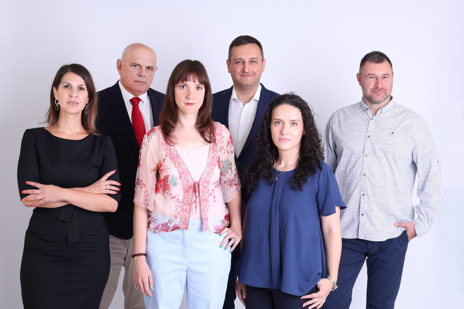 Dr Petar Vojvodić sa članovima tima Psihocentrale